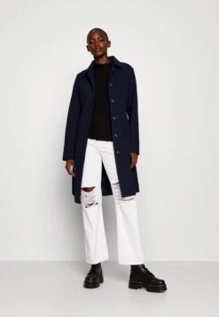 Prima pagina 8 Prima pagina -DeFacto Negozio 08a0010c3e9e4cc9b6c3d4d6bb19e264