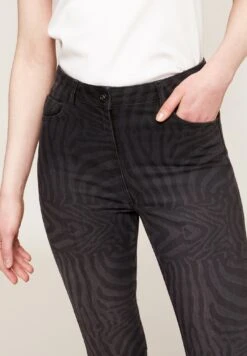 Kick Fantasia Zebrata - Jeans A Zampa - Nero -DeFacto Negozio 0fb53d03df1847de95a186b551d940c5