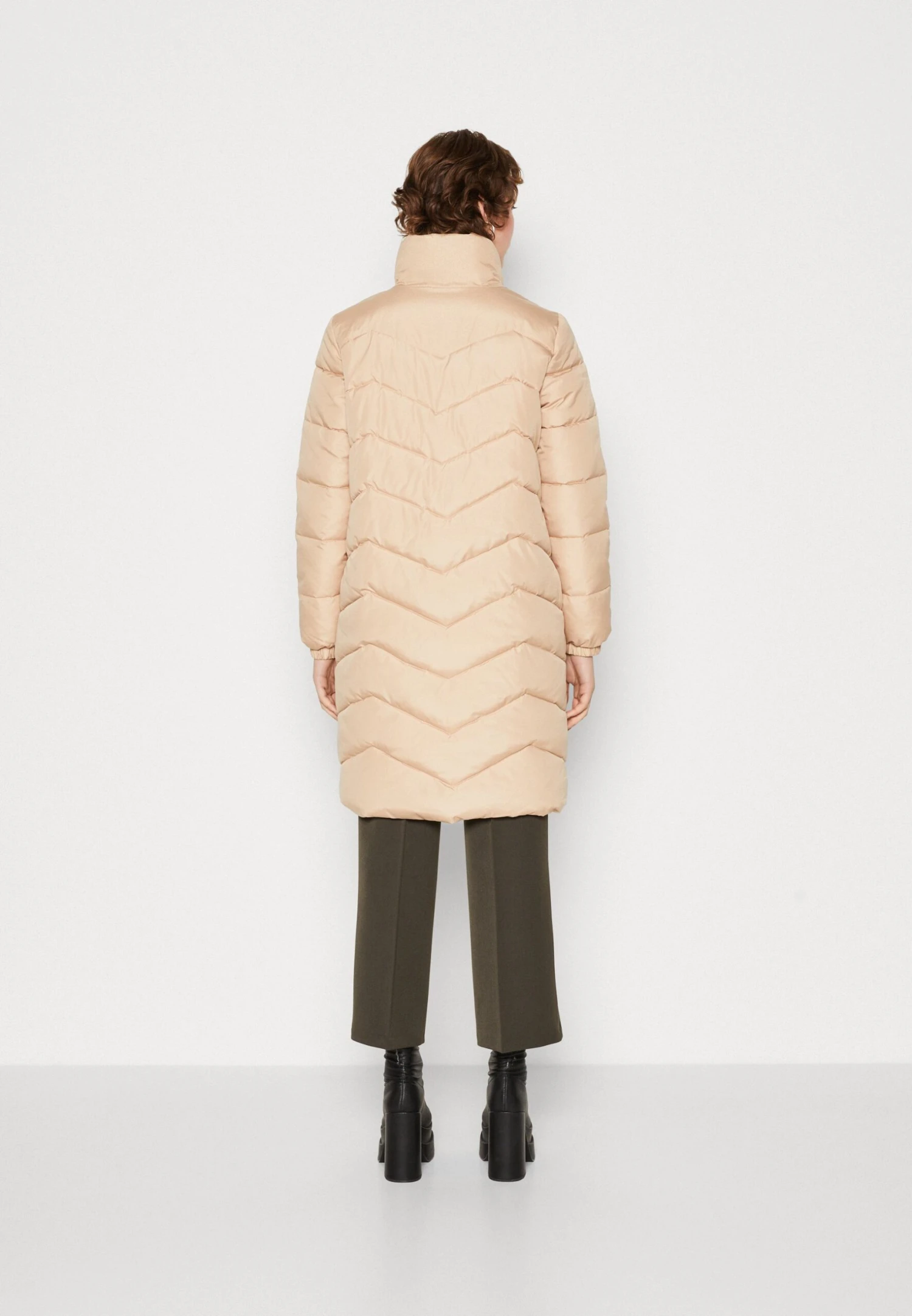 Vero Moda Vmliga Coat Cappotto InvernaleBeige Donna Cappotti VE121U0TJ-B11 5 Vero Moda Vmliga Coat Cappotto InvernaleBeige Donna Cappotti VE121U0TJ-B11 - immagine 3