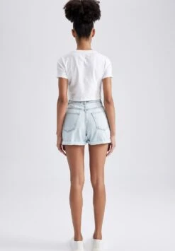 DeFacto Mom FitShorts Di JeansBlue Donna Shorts DEZ21S0AW-K11 -DeFacto Negozio 1813d2ef82ec493992266b13640c5808
