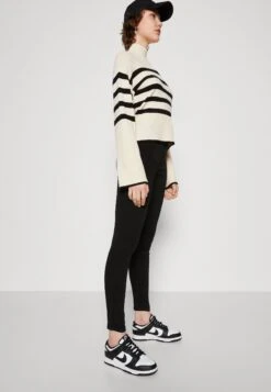 Vero Moda Vmdance Jeans Skinny FitBlack Denim Donna Jeans VE121N144-Q11 -DeFacto Negozio 1e7bc115a38a415fb0adf331defc951f