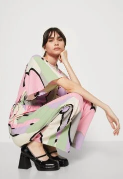 Monki Tuta JumpsuitMulti Coloured Donna Tute Jumpsuit MOQ21T03V-T11 -DeFacto Negozio 2dfd94234f614ba08e72da251bb724f0