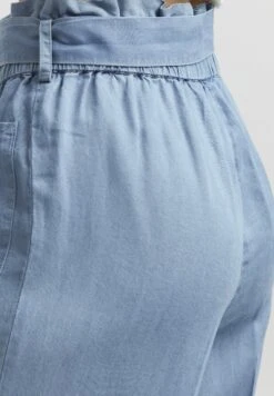 Ircolette Pa Jeans A ZampaLight Blue Donna Jeans ATX21A001-K11 12 Ircolette Pa Jeans A ZampaLight Blue Donna Jeans ATX21A001-K11 -DeFacto Negozio 39579accd0ea427783e3c363e15583cf