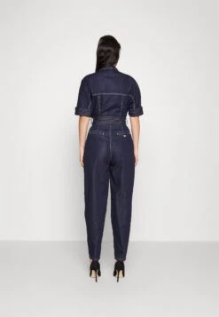 Emporio Armani DressesTuta JumpsuitDenim Blue Donna Tute Jumpsuit EA821T001-K11 11 Emporio Armani DressesTuta JumpsuitDenim Blue Donna Tute Jumpsuit EA821T001-K11 -DeFacto Negozio 3ac4680f11474d93a6af0b6b529b060d