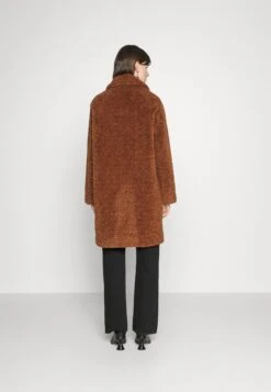 Hugo MybellCappotto ClassicoOpen Brown Donna Cappotti HU721U04T-O12 -DeFacto Negozio 509e35ebc9874b10bffc4c9c9520a351