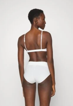 Spanx Cotton Comfort BriefSlipWhite Donna Intimo SX181R00C-A11 -DeFacto Negozio 581f9c0c3cf944998c45d8a785ce9412