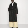 Hugo MabellinaCappotto ClassicoBlack Donna Cappotti HU721U079-Q11 -DeFacto Negozio 5c4f19112994402592962fb2aec9750f