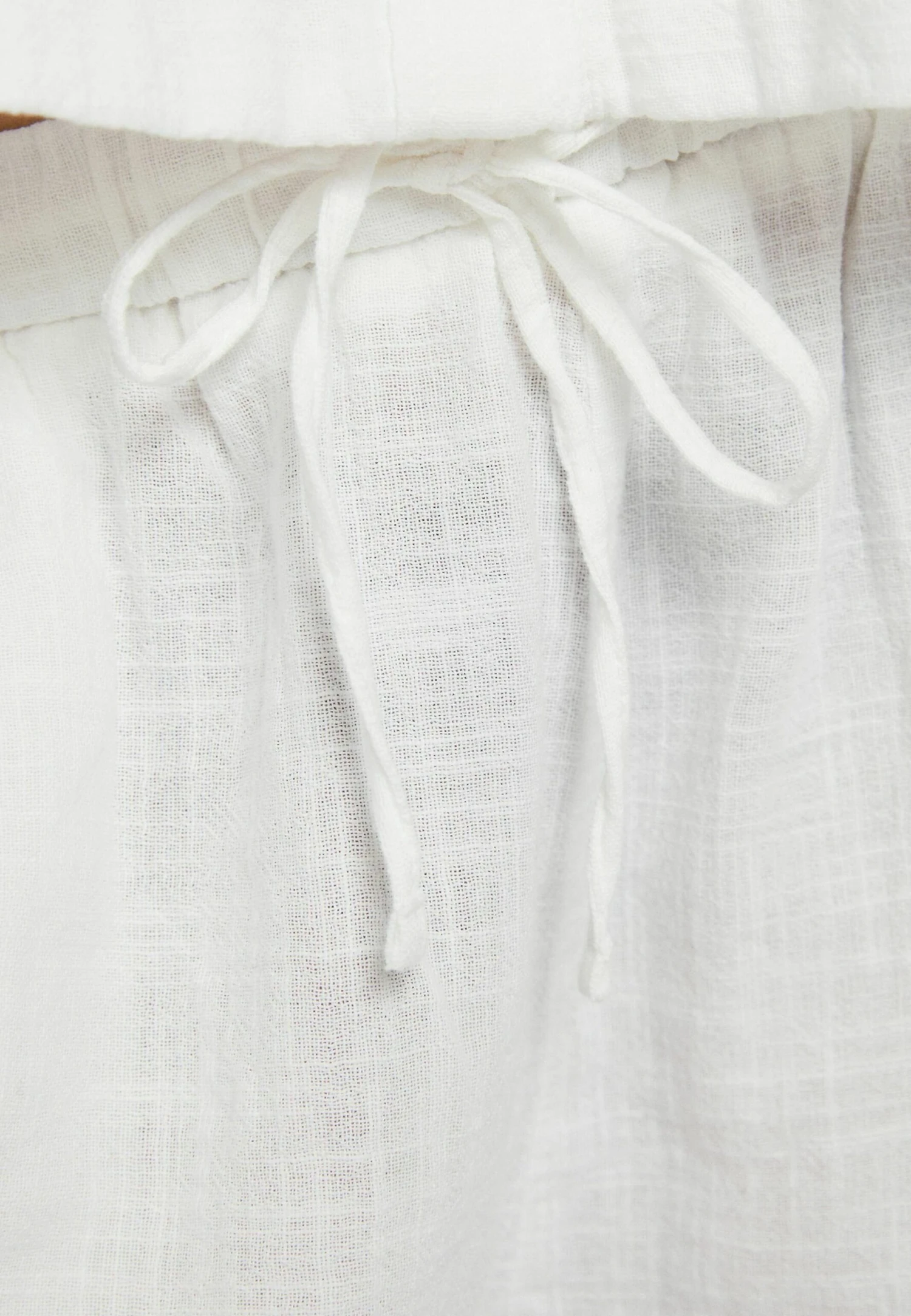 BERSHKA Rustic With ShirringShortsWhite Donna Shorts BEJ21S09P-A11 8 BERSHKA Rustic With ShirringShortsWhite Donna Shorts BEJ21S09P-A11 - immagine 6