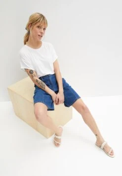 Bermuda Mit Grossen Taschen Und Bequembund - Shorts Di Jeans - Blue -DeFacto Negozio 6986a49ce076463eb2b8f4a95cd1b774