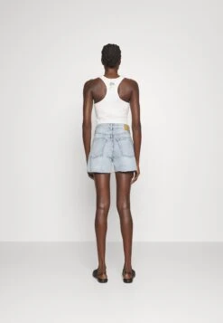 Rag & Bone Vintage Cut OffShorts Di JeansSunfade Donna Shorts R0721S00U-K11 -DeFacto Negozio 6fc0d5680c3a4b568aabcea8f00c2f5c