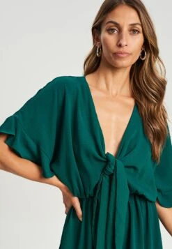 Tussah LianaTuta JumpsuitEmerald Donna Tute Jumpsuit TUQ21T00O-M11 -DeFacto Negozio 78a28b881e03421bab08b4c0a4e4104c