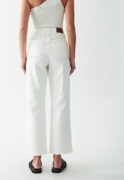 Calli RipJeans A SigarettaWhite Wash Donna Jeans CFY21N001-A11 -DeFacto Negozio 7aab26c961c14f10b73447bf0c546a31