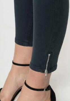 Donna - Jeans Skinny Fit - Blu -DeFacto Negozio 7c3e74f6e5d74786869207b32bf5eeb5