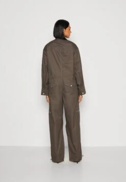SAMSØE SAMSØE AshleyTuta JumpsuitMajor Brown Donna Tute Jumpsuit SA321T00G-O11 10 SAMSØE SAMSØE AshleyTuta JumpsuitMajor Brown Donna Tute Jumpsuit SA321T00G-O11 -DeFacto Negozio 81821ed7f892420bb49a88cde8c3226c