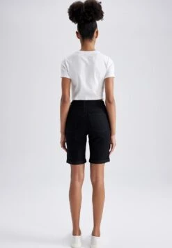 DeFacto BermudaShorts Di JeansBlack Donna Jeans DEZ21S0BK-Q11 9 DeFacto BermudaShorts Di JeansBlack Donna Jeans DEZ21S0BK-Q11 -DeFacto Negozio 851fa3ab59a94c738d81d998d1f5a841