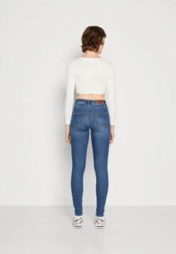 ONLY Onlwauw - Jeans Skinny Fit - Medium Blue Denim -DeFacto Negozio 8ac70bfb336e4f48a958137be544eca8