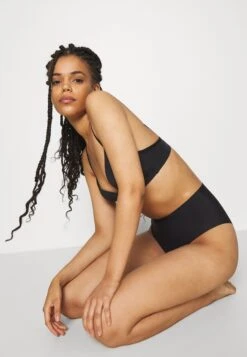 Anna Field Jagger 7Pp Brief Hw MicroCulotteWhite/Black/Nude Donna Intimo AN681R04E-A11 -DeFacto Negozio 8cd4107b6a814b519eee2faf6c63c9fc