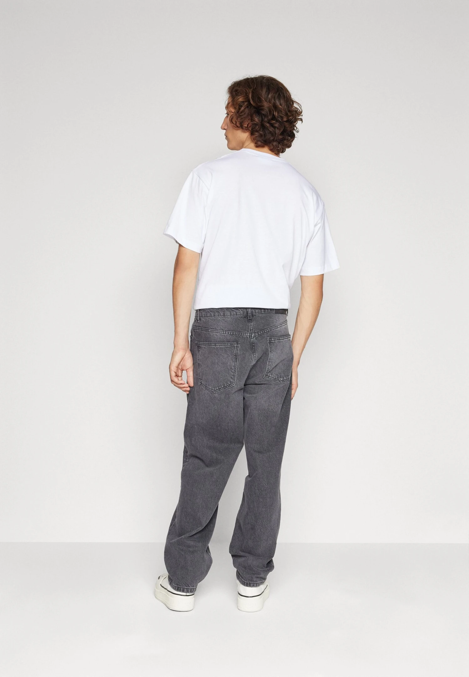 YOURTURN Straight Leg Relaxed UnisexJeans BaggyBlack Denim Donna Jeans YO121014K-Q11 5 YOURTURN Straight Leg Relaxed UnisexJeans BaggyBlack Denim Donna Jeans YO121014K-Q11 - immagine 3