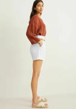 Set: 2 Teile 1 Preis - Shorts - White 12 Set: 2 Teile 1 Preis - Shorts - White -DeFacto Negozio 97a294306e1a4633bc367af63c6b201a