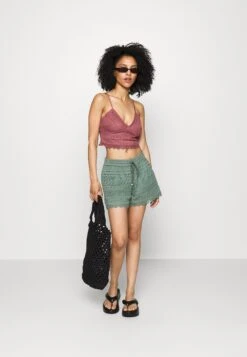 Vero Moda Petite Vmhoney Lace ShortsLaurel Wreath Donna Shorts VM021S02E-M11 8 Vero Moda Petite Vmhoney Lace ShortsLaurel Wreath Donna Shorts VM021S02E-M11 -DeFacto Negozio 9fe8c5b63d394b3eb74b6325078c3384