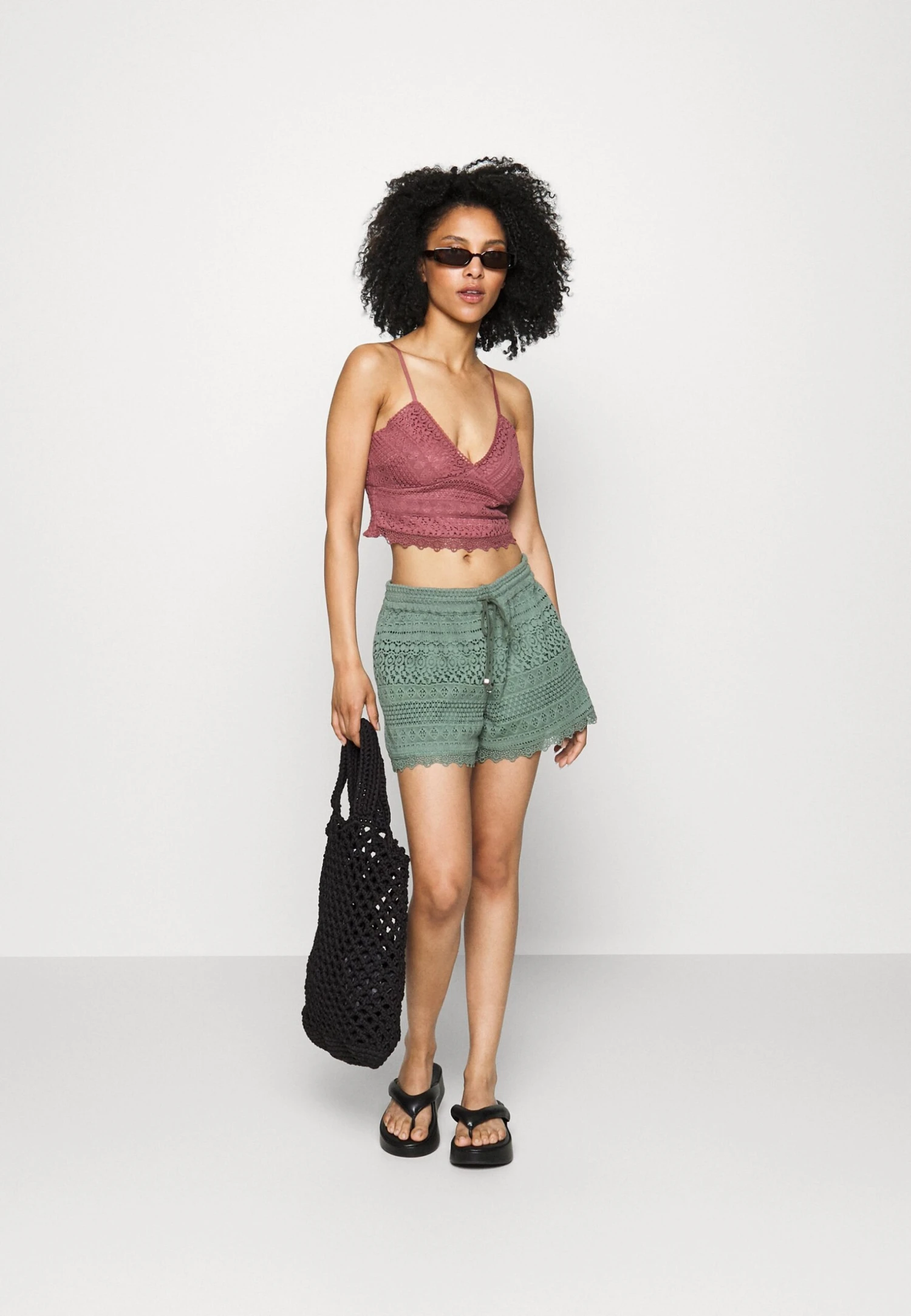 Vero Moda Petite Vmhoney Lace ShortsLaurel Wreath Donna Shorts VM021S02E-M11 4 Vero Moda Petite Vmhoney Lace ShortsLaurel Wreath Donna Shorts VM021S02E-M11 - immagine 2