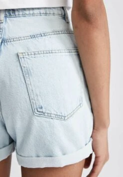 DeFacto Mom FitShorts Di JeansBlue Donna Shorts DEZ21S0AW-K11 -DeFacto Negozio a09366217800419c81aa7c34c5cee175