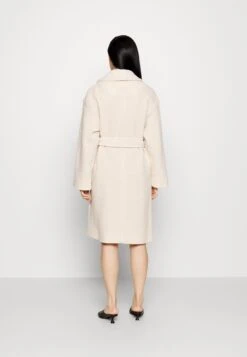 Max Mara Leisure BravaCappotto ClassicoAlbino Donna Cappotti M1X21U013-A11 -DeFacto Negozio a661205ef77f41b3933b3254f877709c