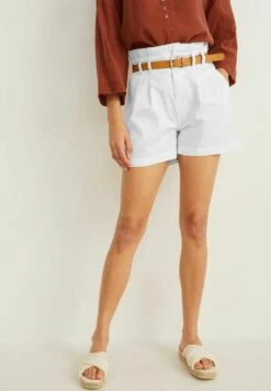 Set: 2 Teile 1 Preis - Shorts - White