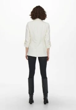 ONLY Kayle-Orleen 3/4 NoosCappotto CortoCloud Dancer Donna Cappotti ON321G177-A11 9 ONLY Kayle-Orleen 3/4 NoosCappotto CortoCloud Dancer Donna Cappotti ON321G177-A11 -DeFacto Negozio d6270495dd47465f95dc7e45c6a4e517