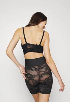 Triumph Smart Deco BustinoBlack Donna Intimo TR581A0NM-Q11 11 Triumph Smart Deco BustinoBlack Donna Intimo TR581A0NM-Q11 -DeFacto Negozio e61d5c48aead4e939b23b5a7376c0035