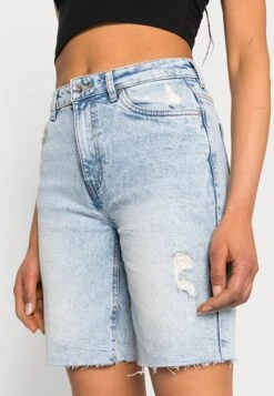 Vero Moda Vmbrenda Mix Shorts Di JeansLight Blue Denim Donna Jeans VE121S0AJ-K11 -DeFacto Negozio e8fc8511f01d41a99b669f041db7c6aa