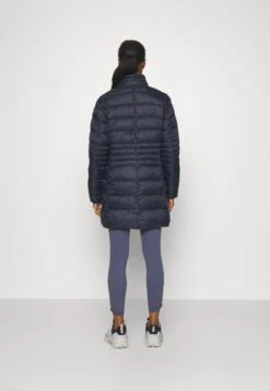 CMP Woman Parka Snaps Hood - Cappotto Invernale - Black Blue -DeFacto Negozio eb8429e4f9554c838f7ef73eac3f1b18