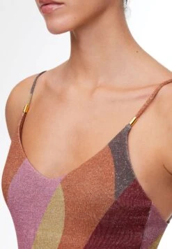 Oysho Shiny Jacquard TriangleCostume Da BagnoPink Donna Moda Mare OY181G07T-J11 -DeFacto Negozio f0fac374b84f4d6db7c66c4d69594b06