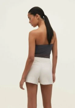 Stradivarius Gonna A PortafoglioBeige Donna Shorts STH21S07G-B11 -DeFacto Negozio f2ddfc239c984691b23d6cbe784f6feb