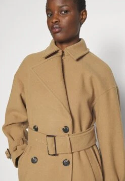 MICHAEL Michael Kors Coat BeltCappotto ClassicoCamel Donna Cappotti MK121U067-B11 -DeFacto Negozio f39604db5a1b49bdbe52482d2600a5f2