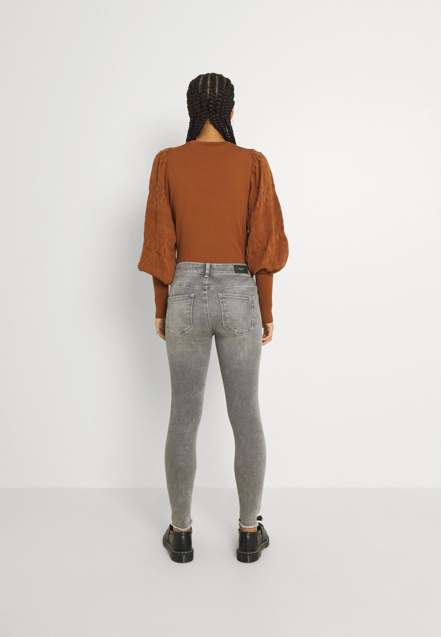 Vero Moda VmpeachJeans Skinny FitMedium Grey Denim Donna Jeans VE121N0RU-C11 5 Vero Moda VmpeachJeans Skinny FitMedium Grey Denim Donna Jeans VE121N0RU-C11 - immagine 3