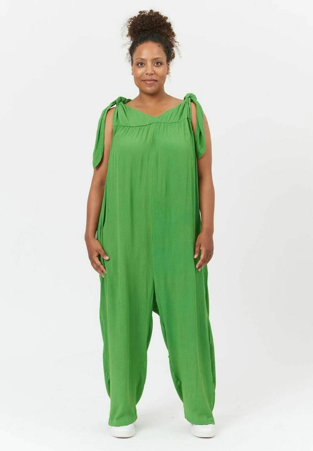 BelleaTuta JumpsuitGreen Banana Donna Tute Jumpsuit A0C21T001-M11 3 BelleaTuta JumpsuitGreen Banana Donna Tute Jumpsuit A0C21T001-M11
