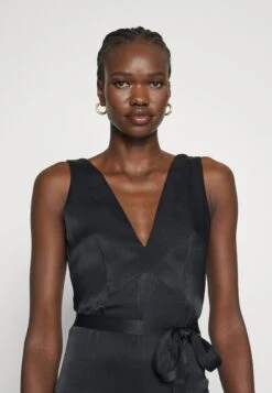 TWINSET OverallsTuta JumpsuitNero Donna Tute Jumpsuit TW321C0D3-Q11 -DeFacto Negozio fe3c681561314af2be4e4233250979b7