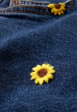 Shorts Di JeansDenim Blue Donna Jeans CFI21S02F-K11 -DeFacto Negozio fefacd1b1e7042728e88e3a765269449